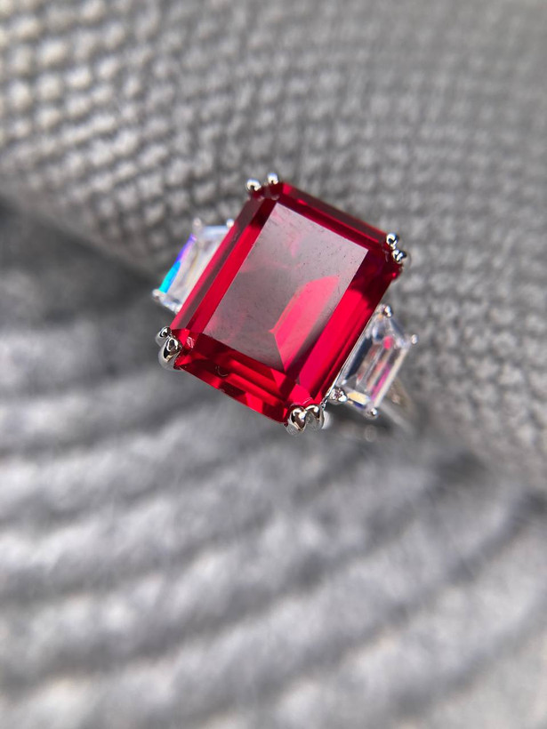 انگشتر یاقوت سرخ نقره زنانه مربعی کلکسیونی مناسب کادو ولنتاین