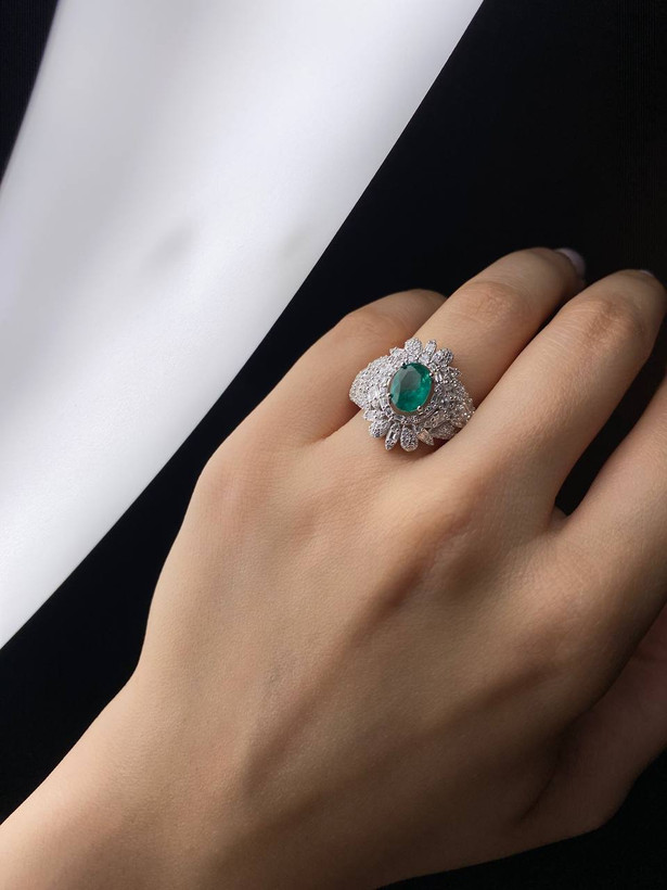 انگشتر زمرد جواهری سلطنتی زنانه ایتالیایی مخصوص کادو ولنتاین