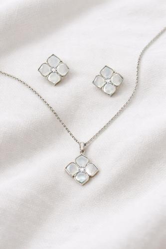 نیم ست نقره زنانه نگین صدف