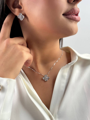 نیم ست گردنبند گوشواره زنانه نقره جواهری مدل گل