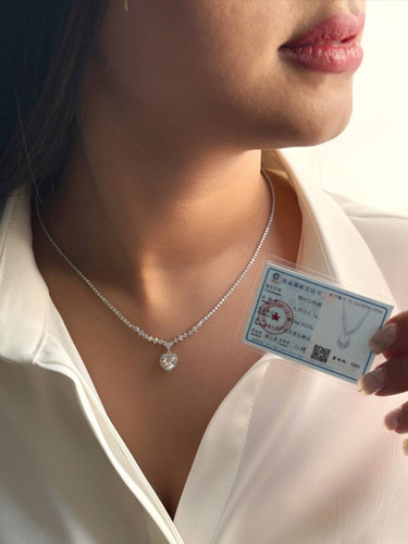 گردنبند تنیسی قلبی اورجینال نقره به همراه سرتیفیکیت